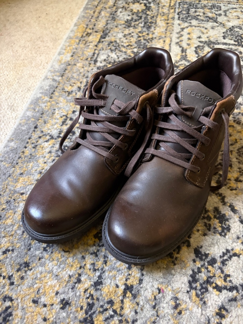 Rockport Men’s Dark Brown Leather Chukka Boots